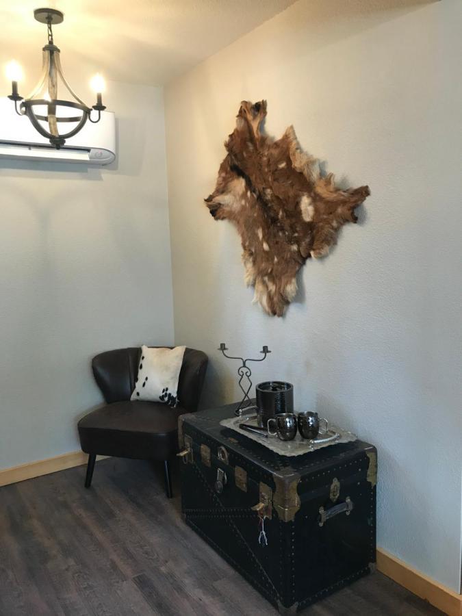 Timber House Lodge Chester Buitenkant foto